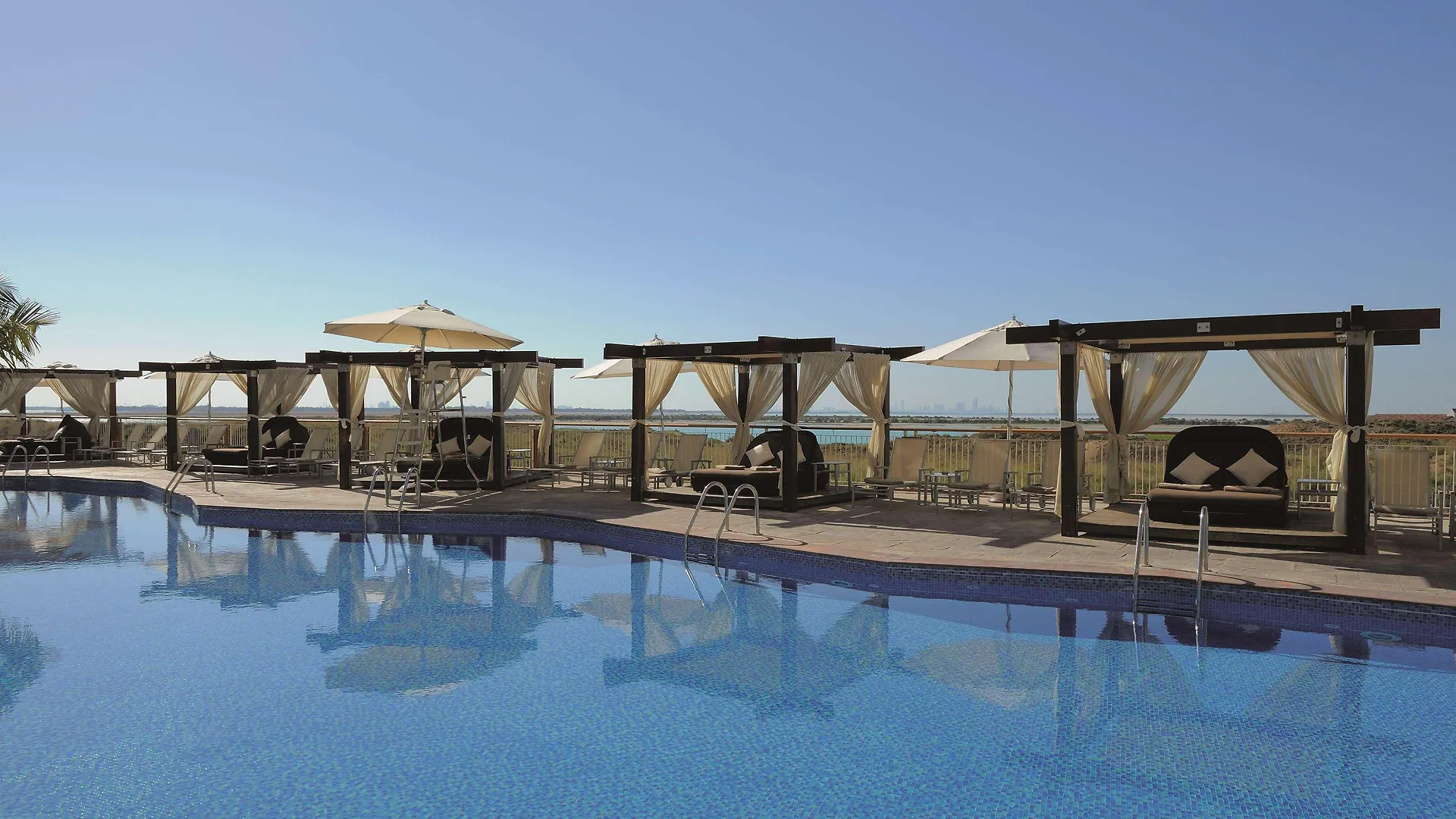 **** Hotel Radisson Blu Hotel, Abu Dhabi Yas Island Émirats arabes unis