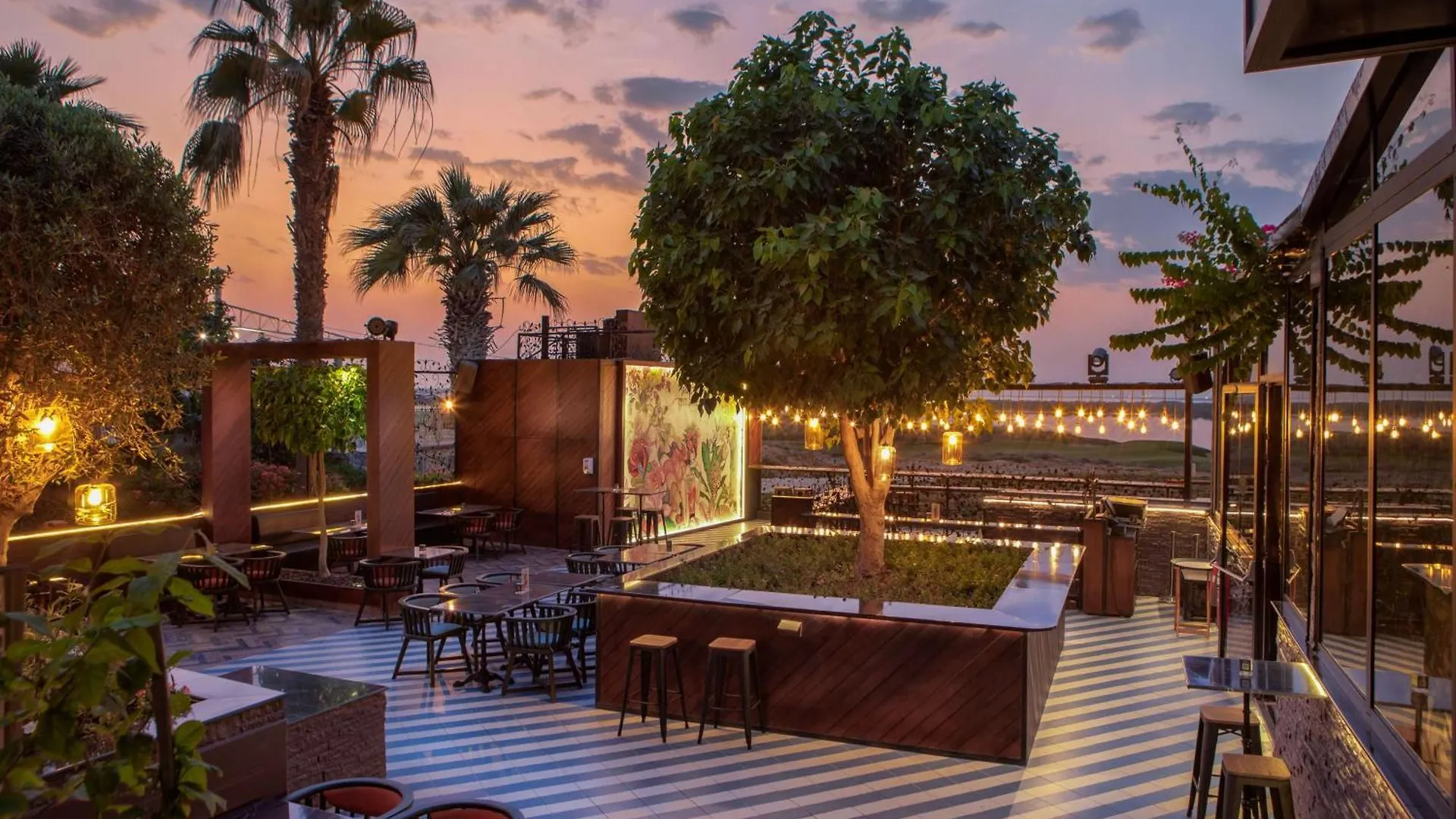 Radisson Blu Hotel, Abu Dhabi Yas Island Hotel