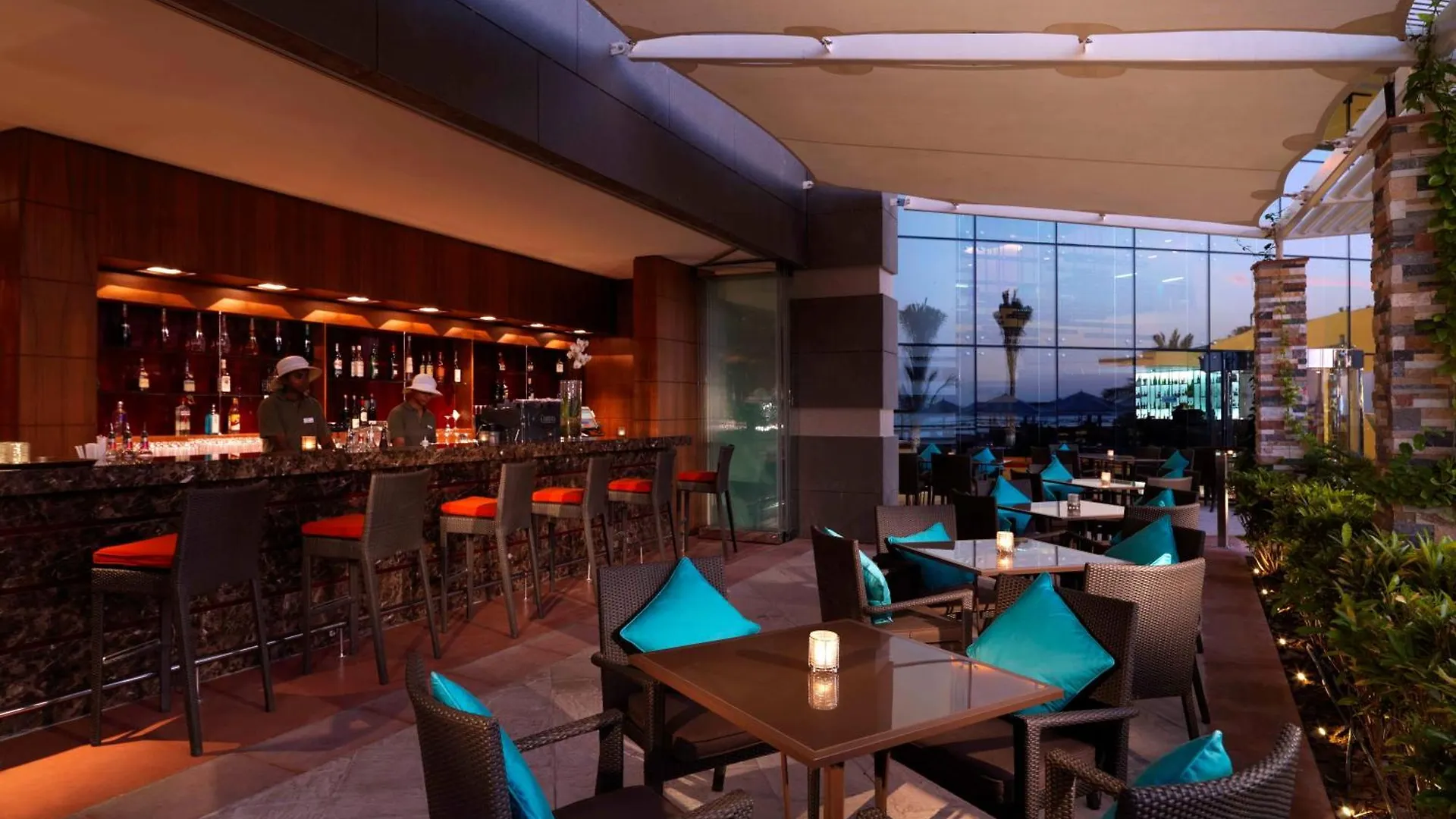 Radisson Blu Hotel, Abu Dhabi Yas Island 4*,  Forenede Arabiske Emirater